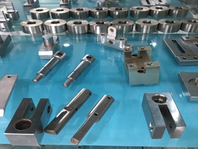 Linh kiện máy khẩu trang